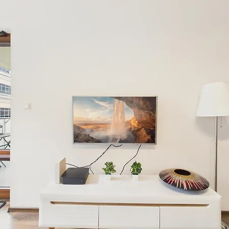 Gieldowa Modern By Solarento Apartman