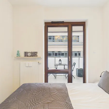 Gieldowa Modern By Solarento *